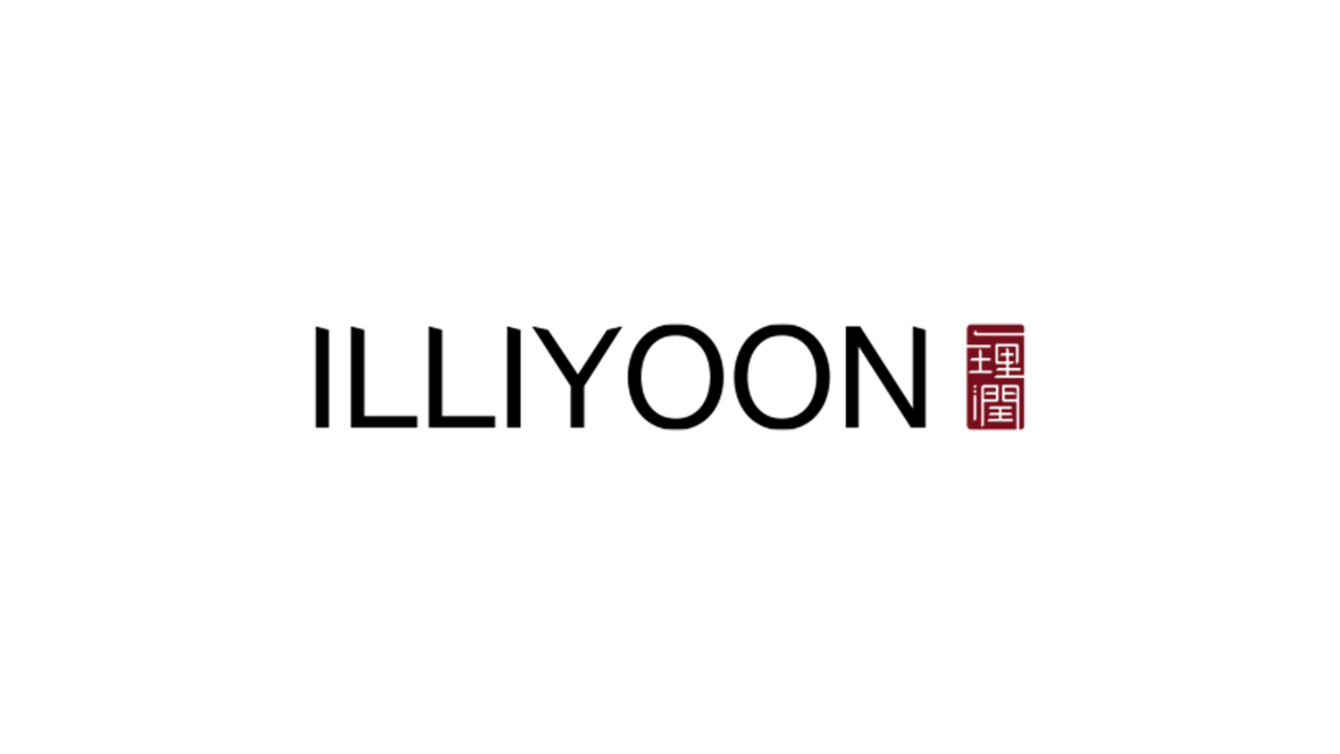 a black and white photo of the word lillyoon