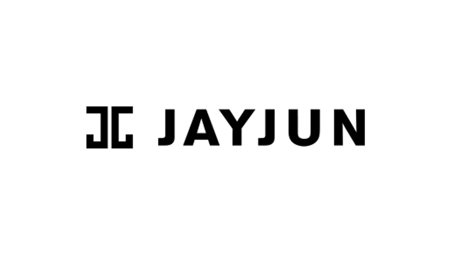 a black and white photo of the word je jayjunn