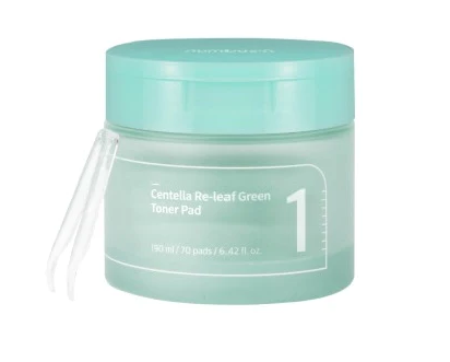 Centella Re-leaf Green Toner Pad container with a teal lid, showcasing the product designed for soothing and refreshing skin, ideal for acne treatments and skincare routines.